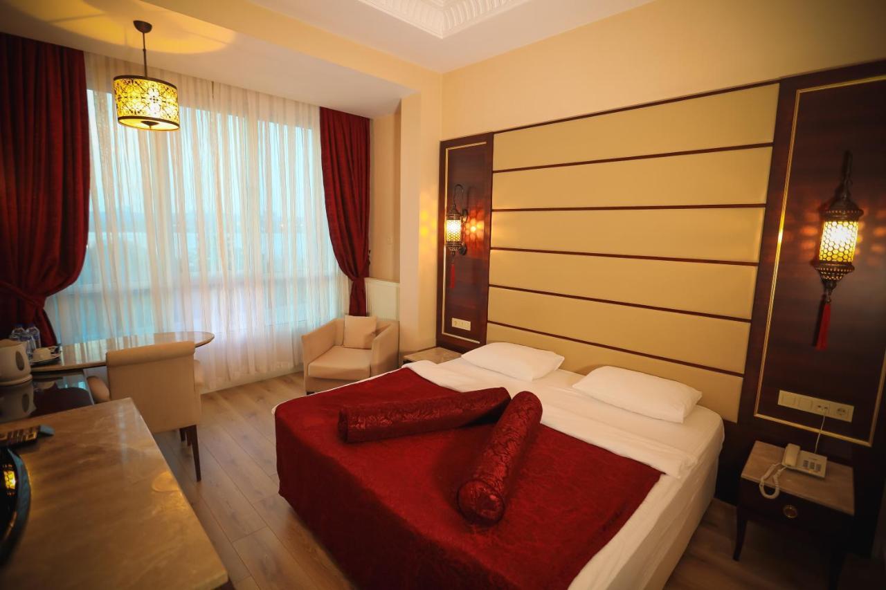 Kronos Hotel Golbası Eksteriør bilde
