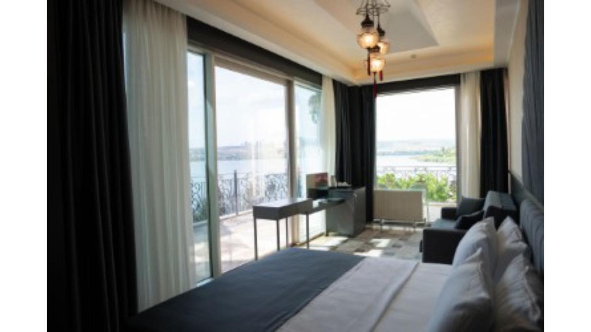 Kronos Hotel Golbası Eksteriør bilde