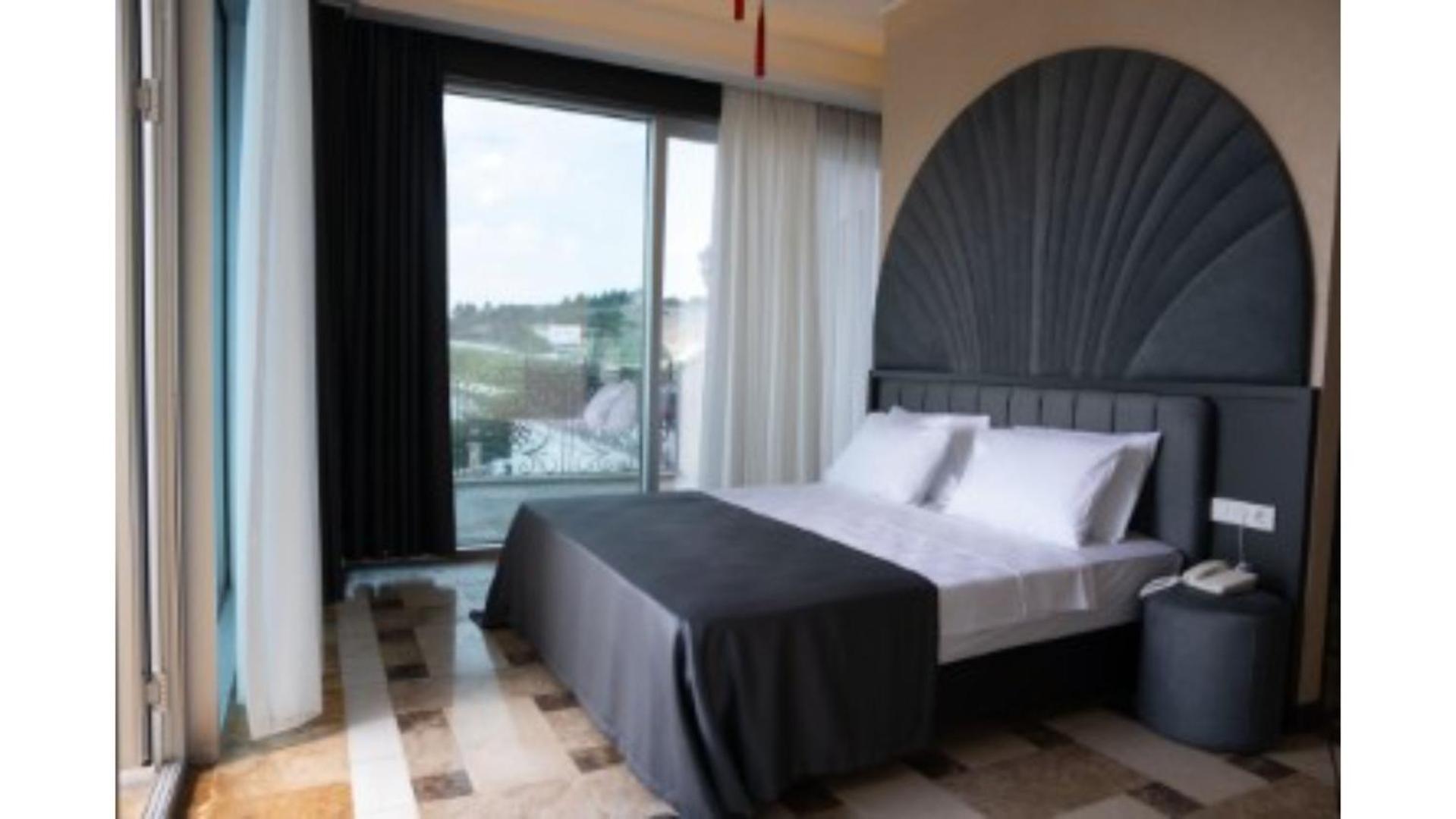 Kronos Hotel Golbası Eksteriør bilde