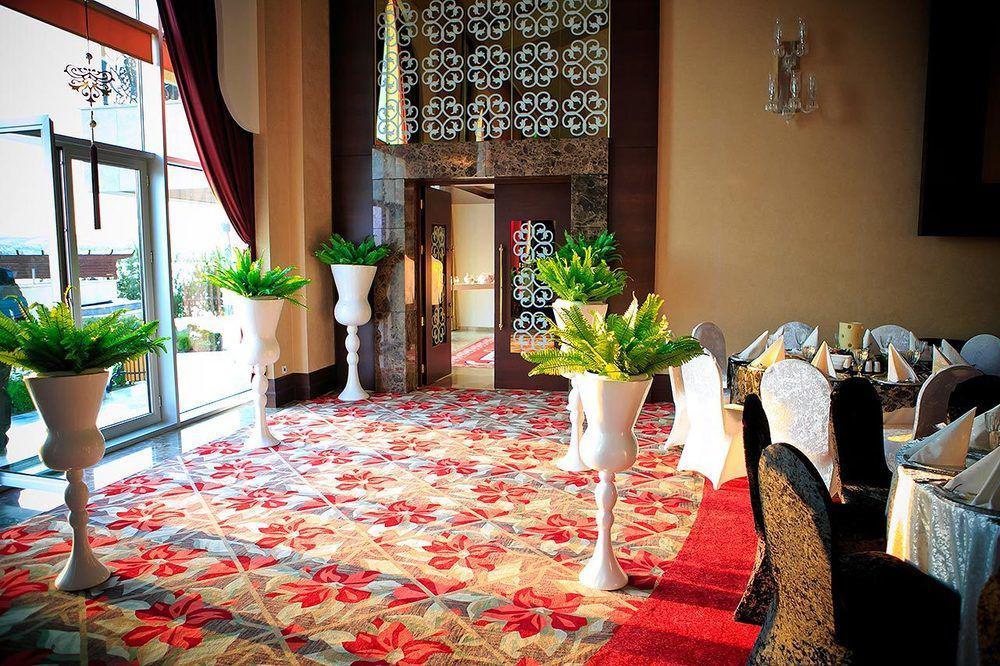 Kronos Hotel Golbası Eksteriør bilde