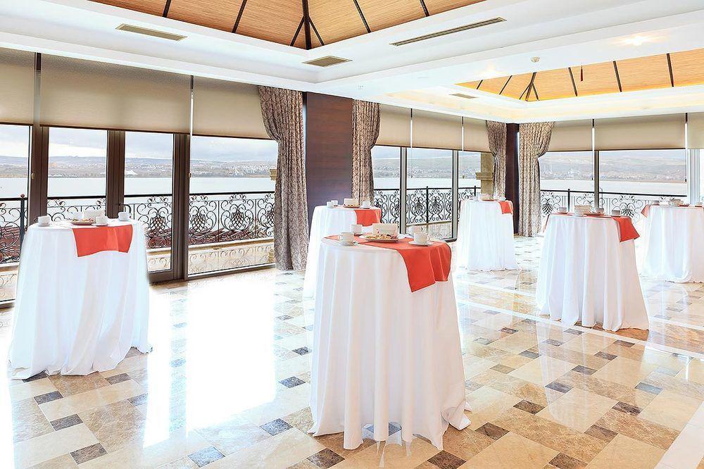 Kronos Hotel Golbası Eksteriør bilde