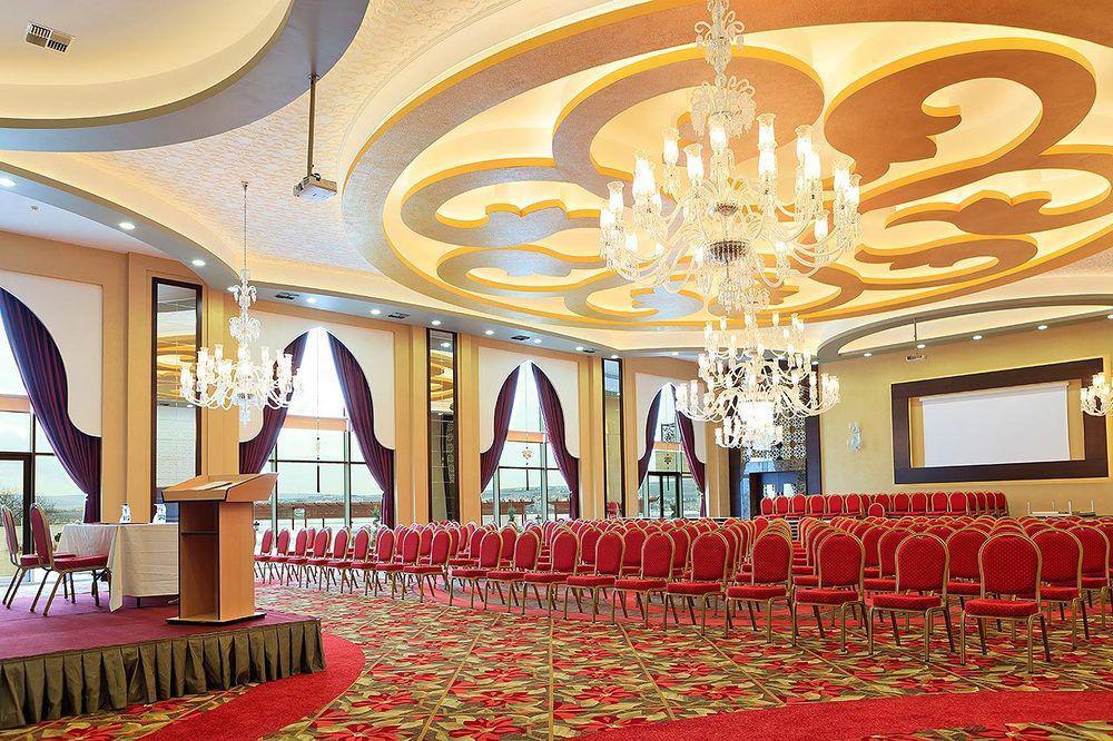 Kronos Hotel Golbası Eksteriør bilde