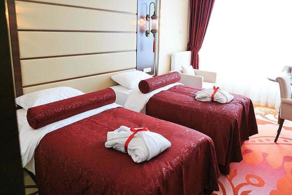 Kronos Hotel Golbası Eksteriør bilde