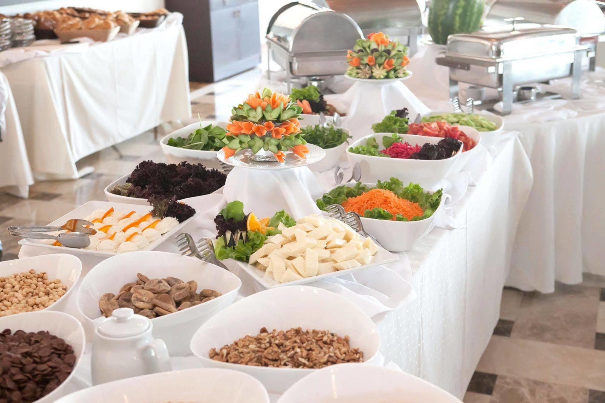 Kronos Hotel Golbası Eksteriør bilde